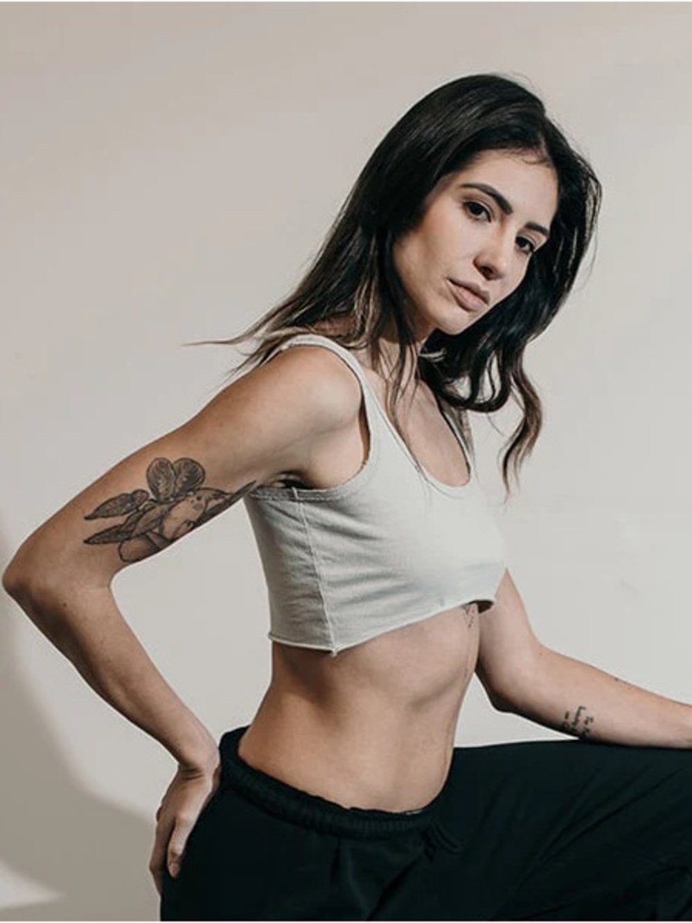 Joah Brown Bone Cream Cropped Tank Bra M/L